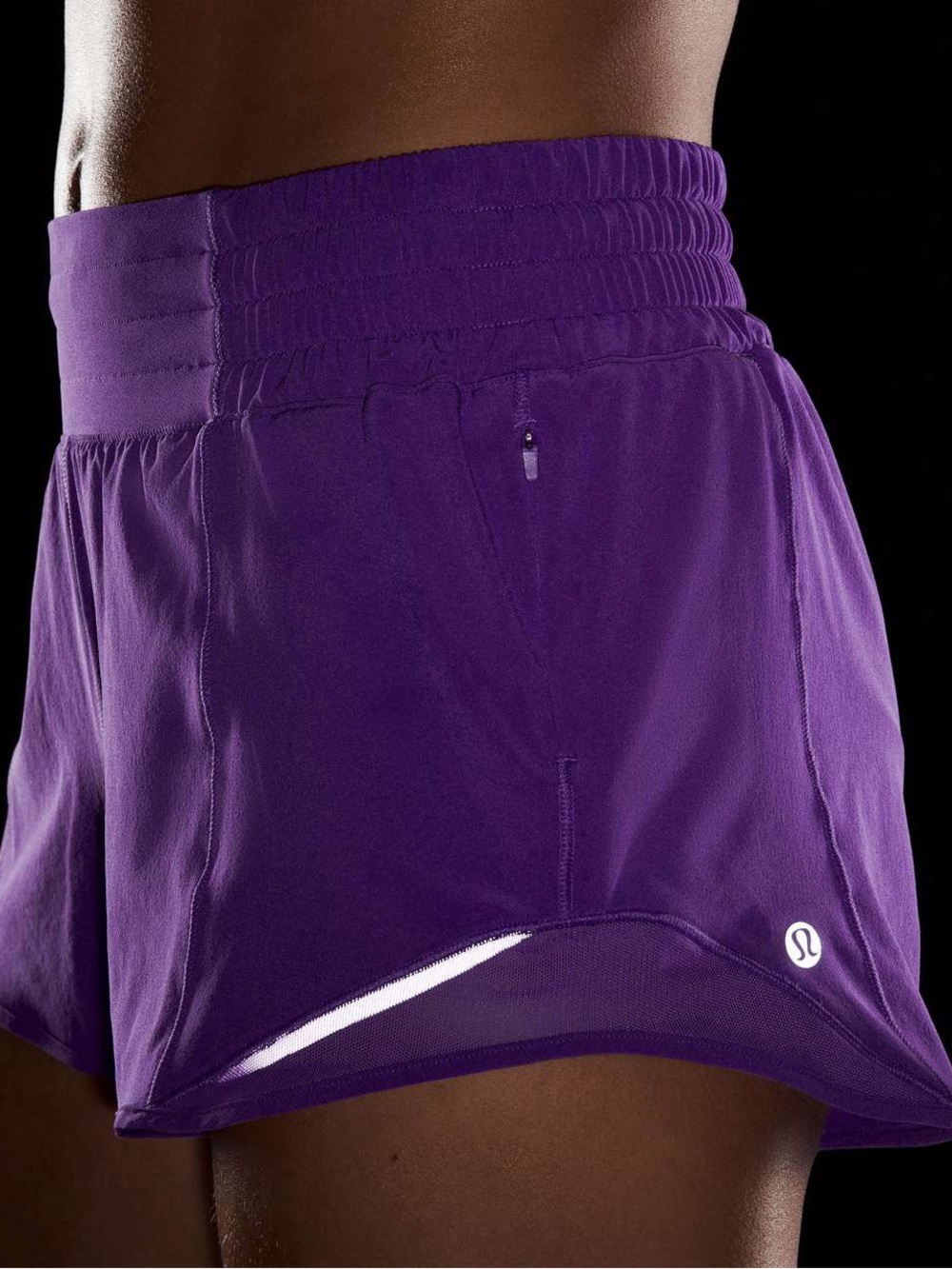 Lululemon Size 10 Hotty Hot HR 2.5" Lined Shorts
